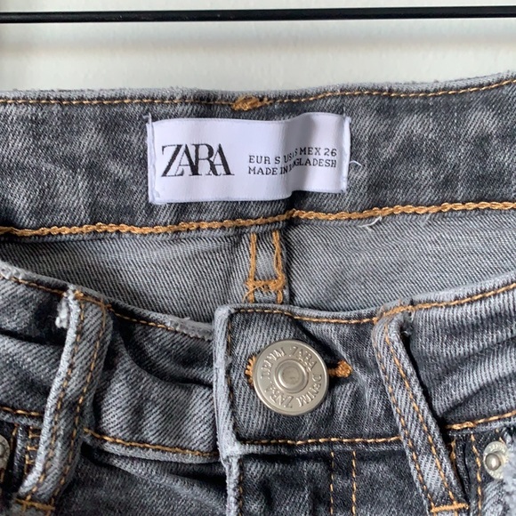 Zara // Grey Denim Skirt - Picture 4 of 4